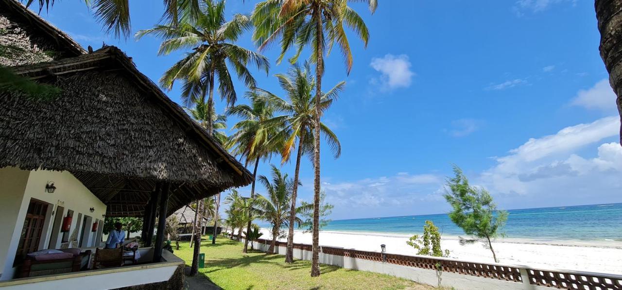 Kilifi Bay Beach Resort Esterno foto