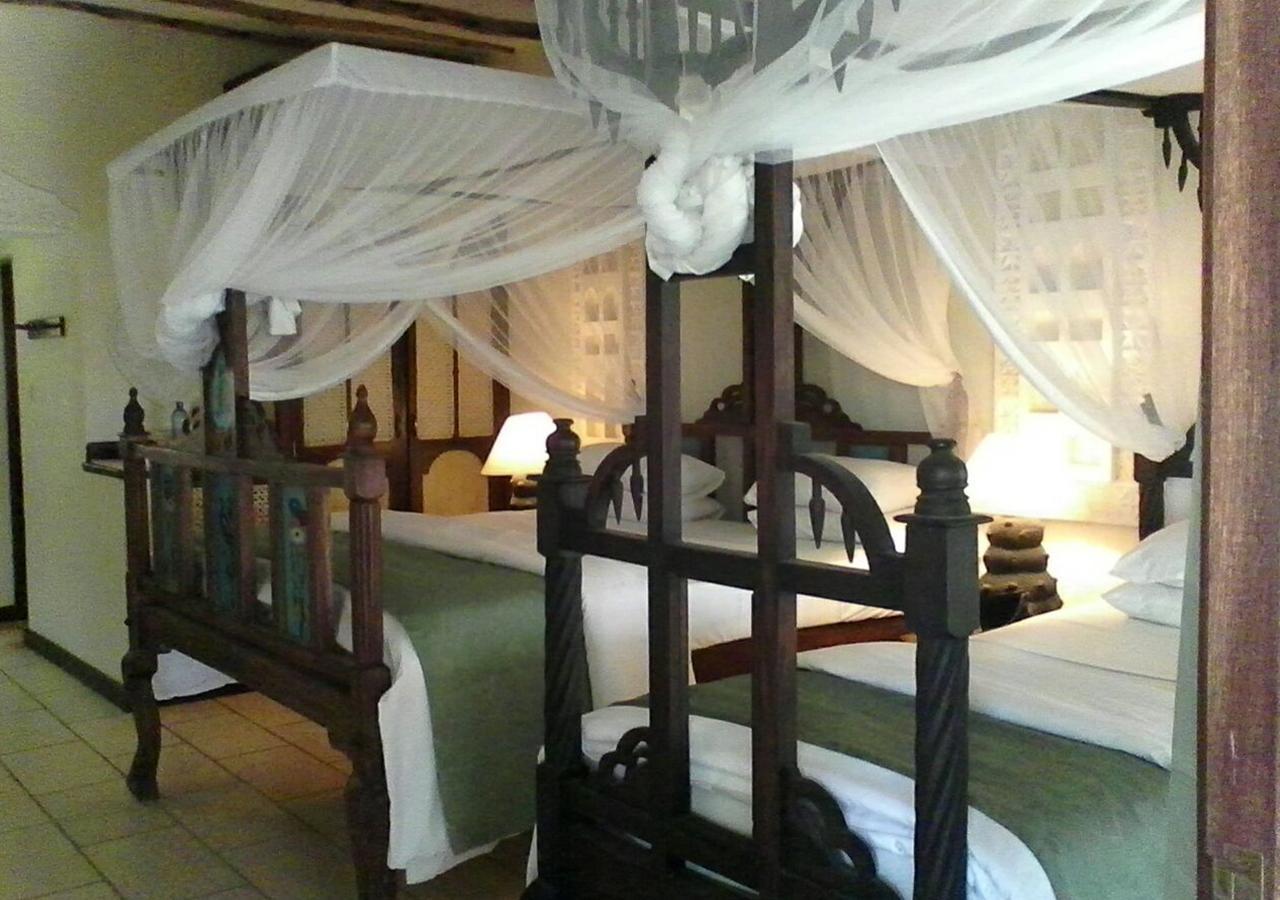 Kilifi Bay Beach Resort Esterno foto