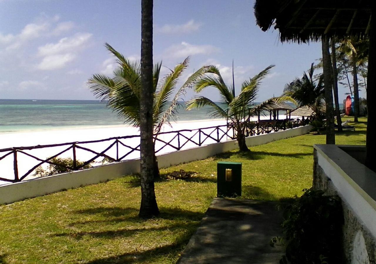 Kilifi Bay Beach Resort Esterno foto
