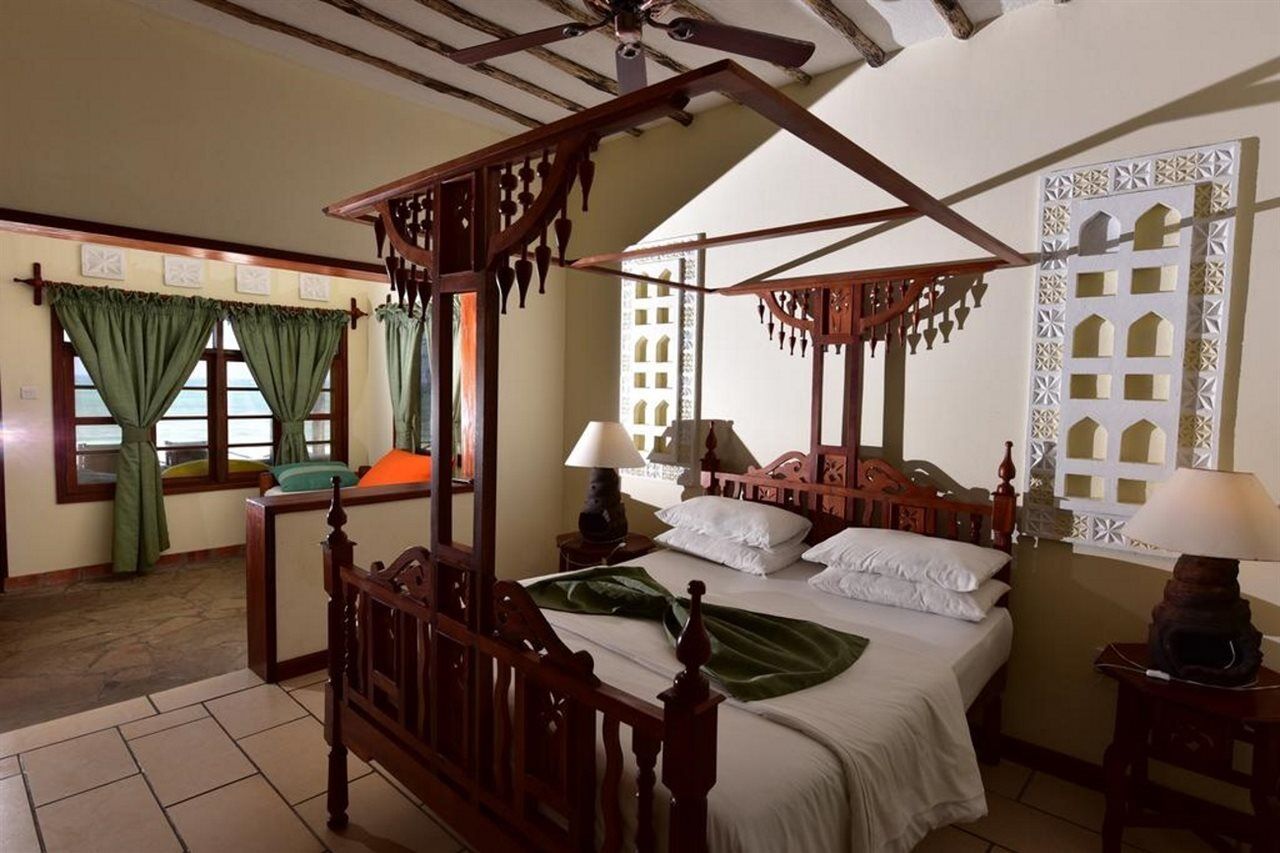 Kilifi Bay Beach Resort Esterno foto